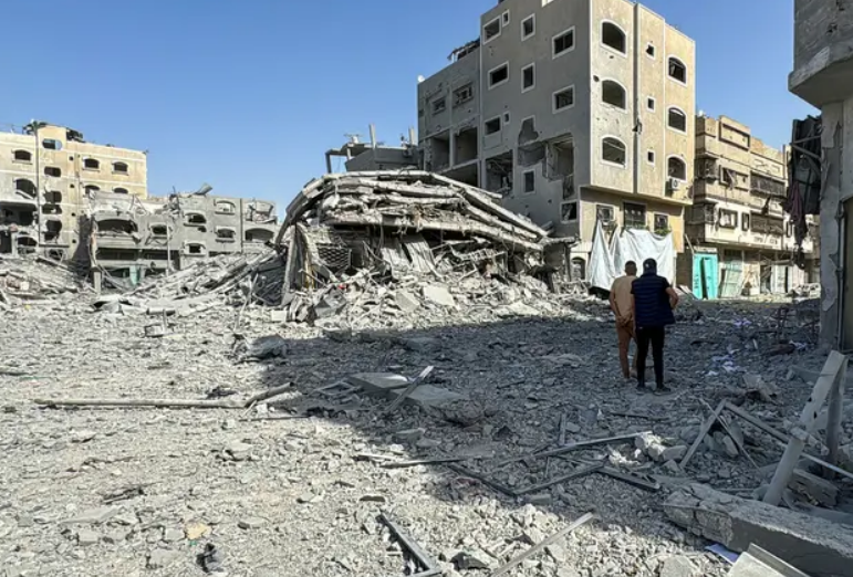 الحرس الثوري الإيراني يشيد بوقف اطلاق النار ويدعو الاستعداد لحرب جديدة